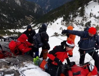 Εντυπωσιακό βίντεο από την διάσωση του Γάλλου στον Όλυμπο - Είχε κάταγμα στο πόδι